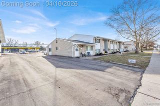 30561 Krauter C1, Garden City, MI 48135