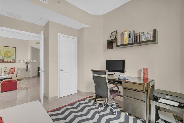 1945 S Ocean Dr 906, Hallandale Beach, FL 33009