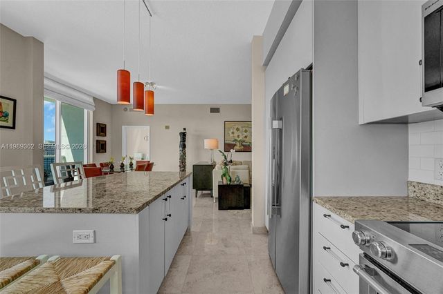 1945 S Ocean Dr 906, Hallandale Beach, FL 33009