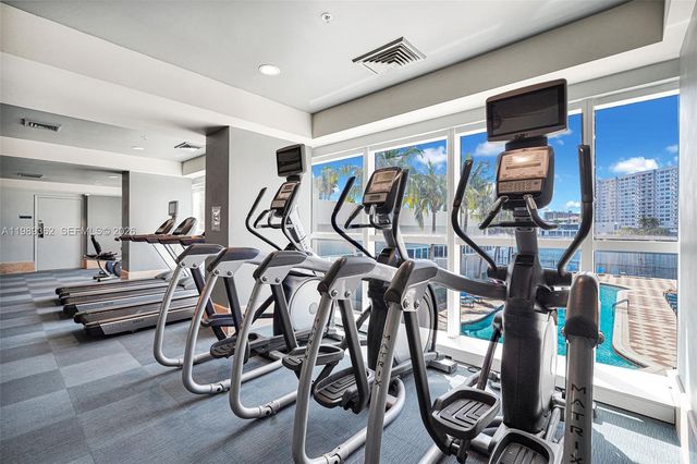 1945 S Ocean Dr 906, Hallandale Beach, FL 33009