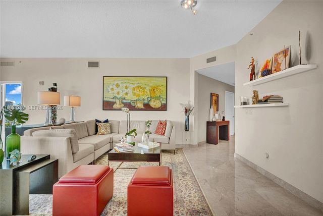 1945 S Ocean Dr 906, Hallandale Beach, FL 33009