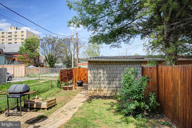 114 E ANTIETAM ST E, Hagerstown, MD 21740