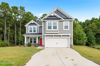 135 Permeta Drive, Sneads Ferry, NC 28460