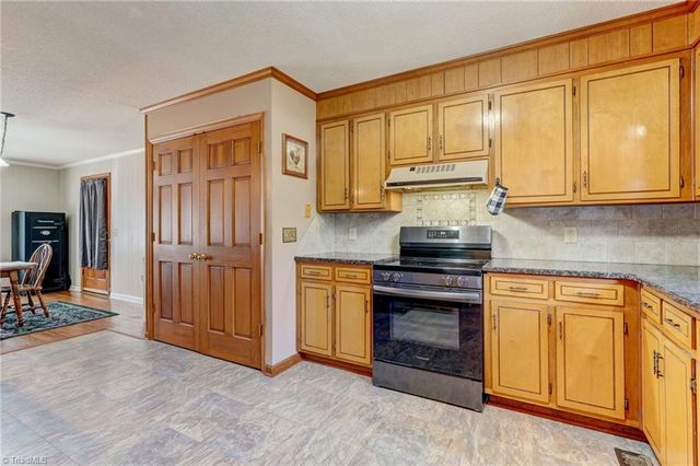 114 Douglas Lane, Reidsville, NC 27320