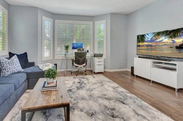 142 Yellow Daisy, Irvine, CA 92618