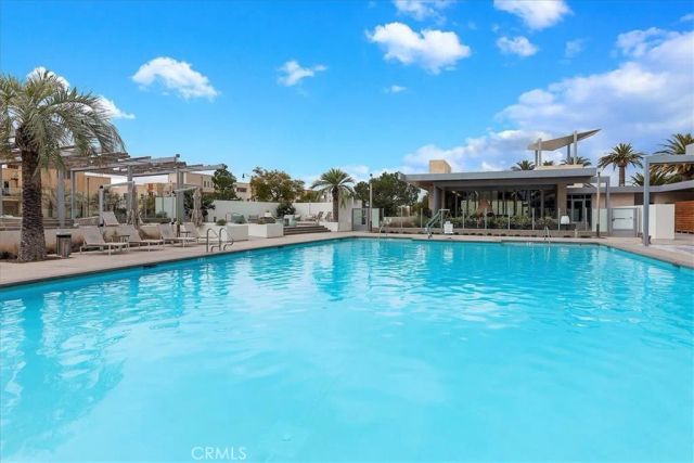 142 Yellow Daisy, Irvine, CA 92618
