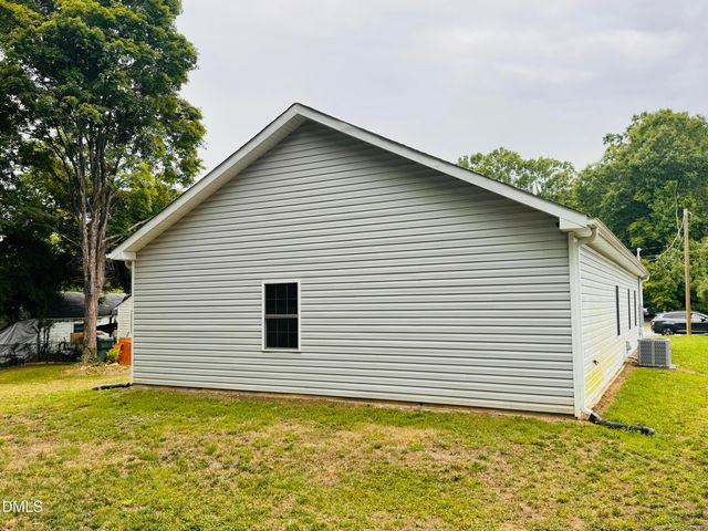 407 Walker Avenue, Graham, NC 27253