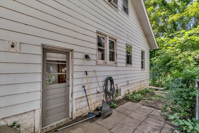 4410 14th Street, Rock Island, IL 61201