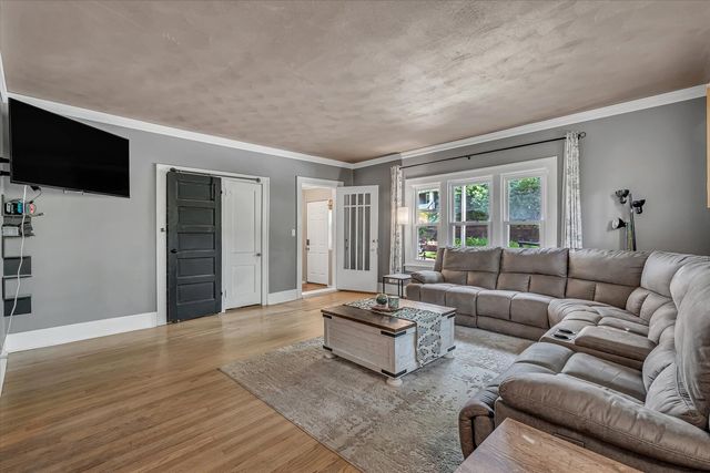 4410 14th Street, Rock Island, IL 61201