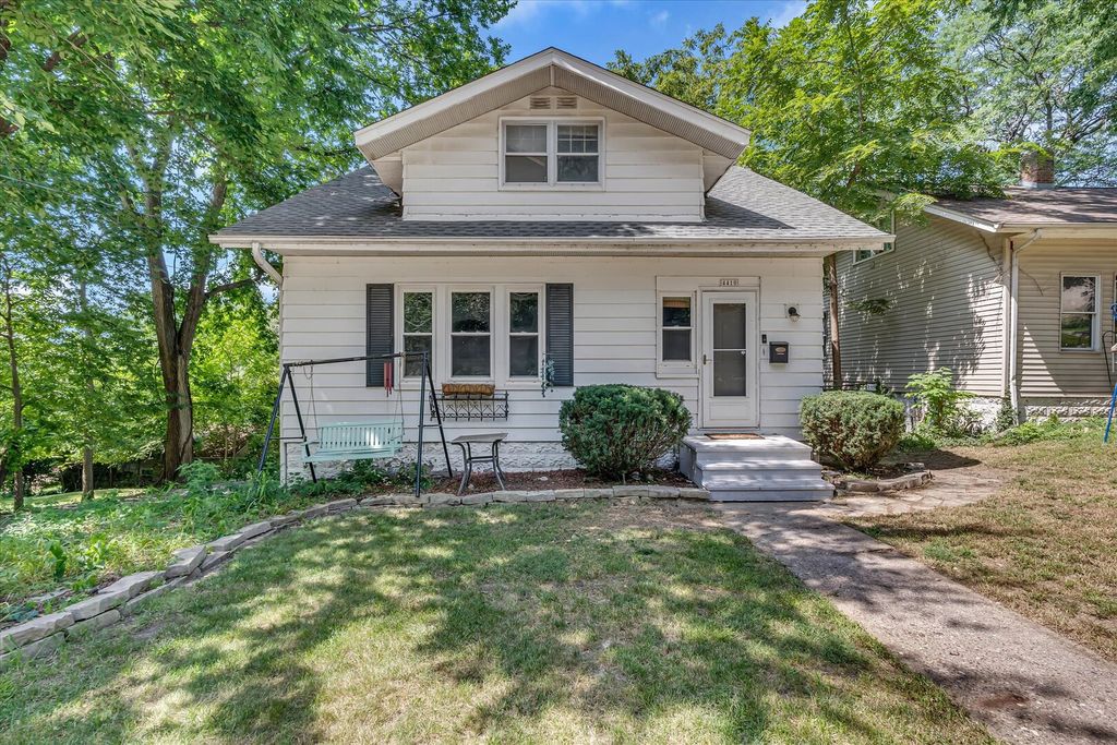 4410 14th Street, Rock Island, IL 61201
