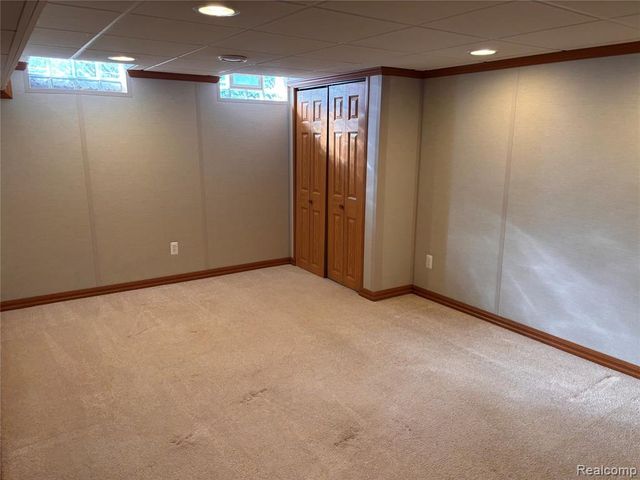 1805 Hickory Bark Lane, Bloomfield Hills, MI 48304