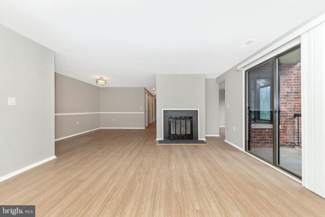 18131 CHALET DR #24-202, Germantown, MD 20874