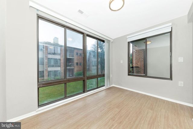 18131 CHALET DR #24-202, Germantown, MD 20874