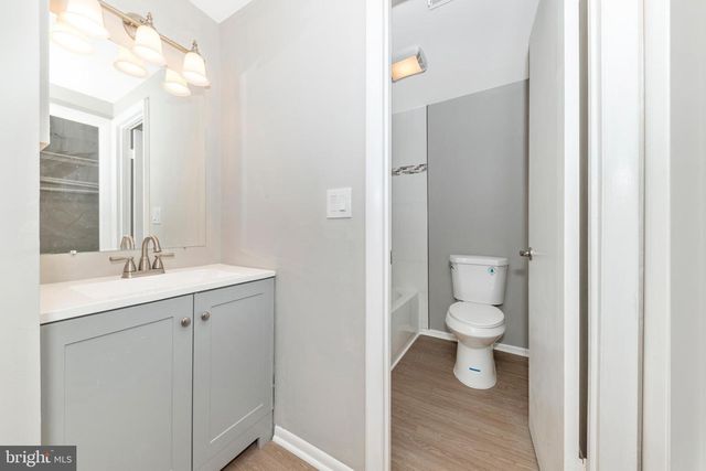 18131 CHALET DR #24-202, Germantown, MD 20874