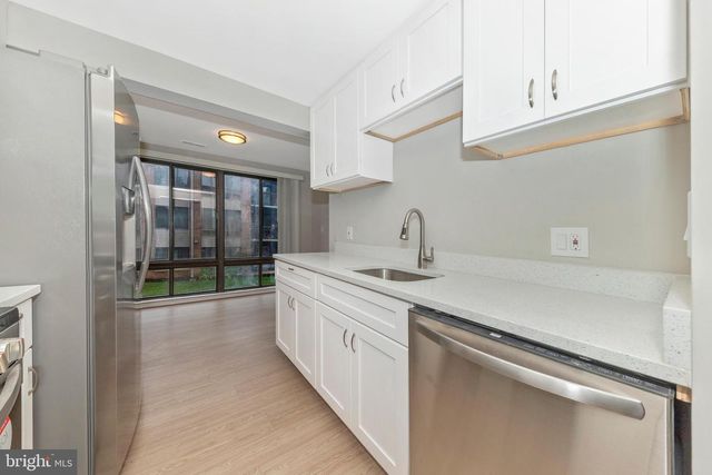 18131 CHALET DR #24-202, Germantown, MD 20874