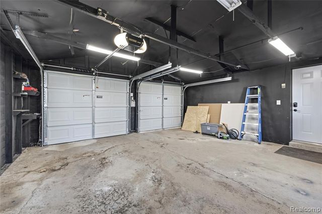 3575 Knollview Avenue, West Bloomfield, MI 48324