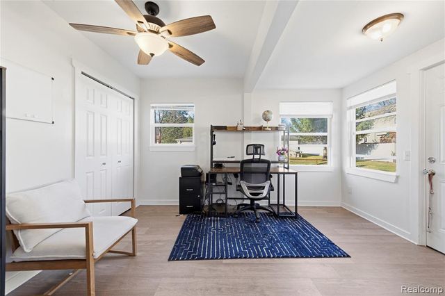 3575 Knollview Avenue, West Bloomfield, MI 48324