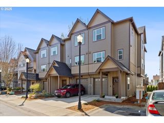 1110 Ne 5TH St, Gresham, OR 97030