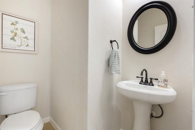 611 Irvin DR, San Marcos, TX 78666
