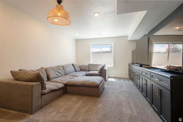 4061 E BARTON CREEK DR, Eagle Mountain, UT 84005