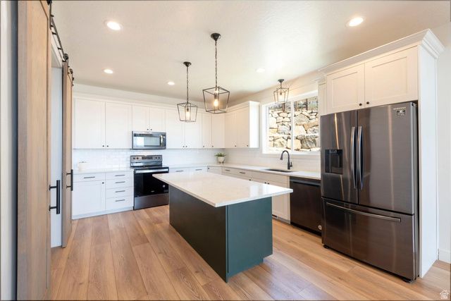 4061 E BARTON CREEK DR, Eagle Mountain, UT 84005