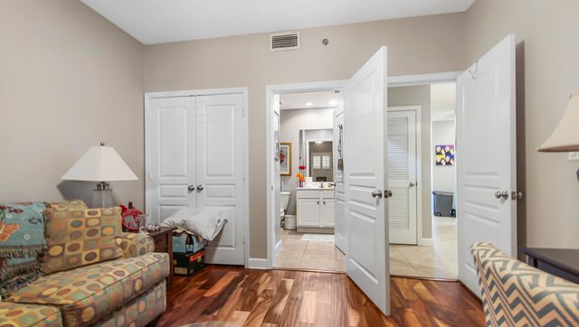 113 SE Brooks Street UNIT 204, Fort Walton Beach, FL 32548