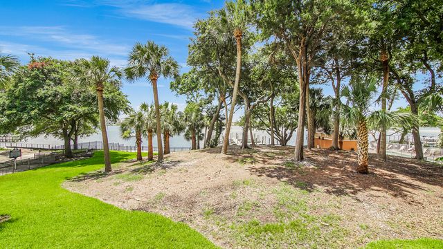 113 SE Brooks Street UNIT 204, Fort Walton Beach, FL 32548