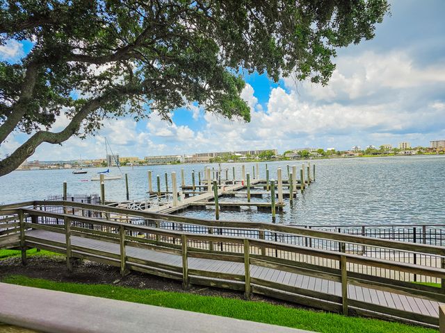 113 SE Brooks Street UNIT 204, Fort Walton Beach, FL 32548