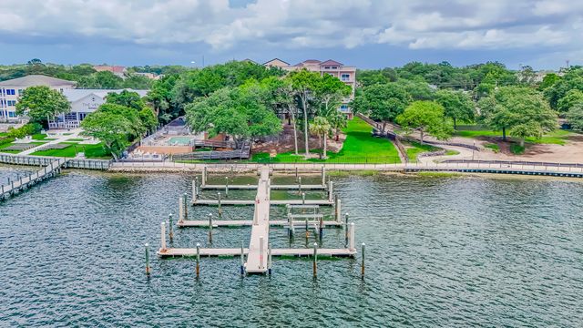 113 SE Brooks Street UNIT 204, Fort Walton Beach, FL 32548