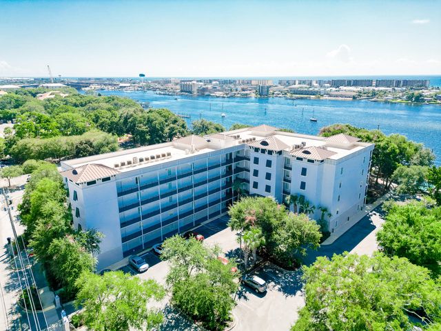 113 SE Brooks Street UNIT 204, Fort Walton Beach, FL 32548