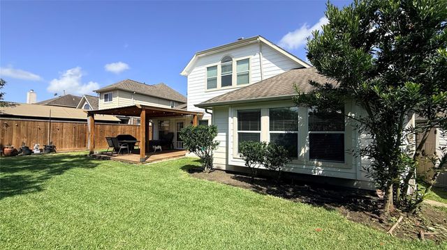 842 Crystal Bay Lane, League City, TX 77573
