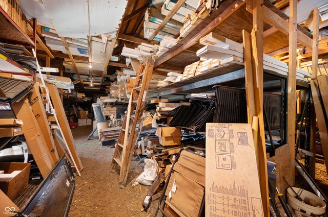 190 E Willard Avenue, Rushville, IN 46173