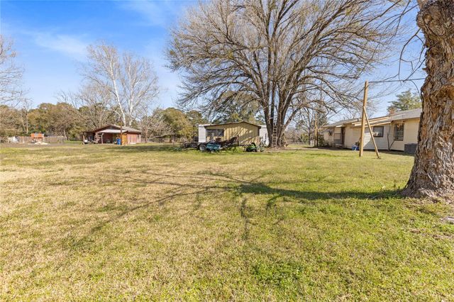 11281 Highway 150, Shepherd, TX 77371
