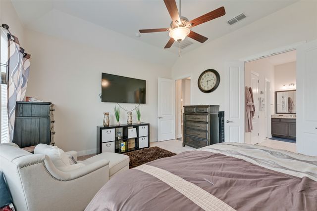 2610 Fawn Valley Avenue, Midlothian, TX 76065