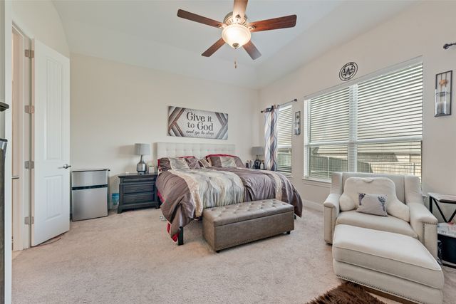 2610 Fawn Valley Avenue, Midlothian, TX 76065