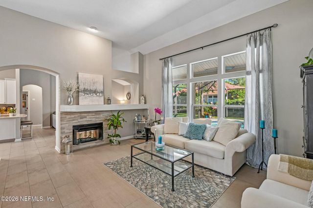 1908 FOX GLOVE Lane, Fleming Island, FL 32003