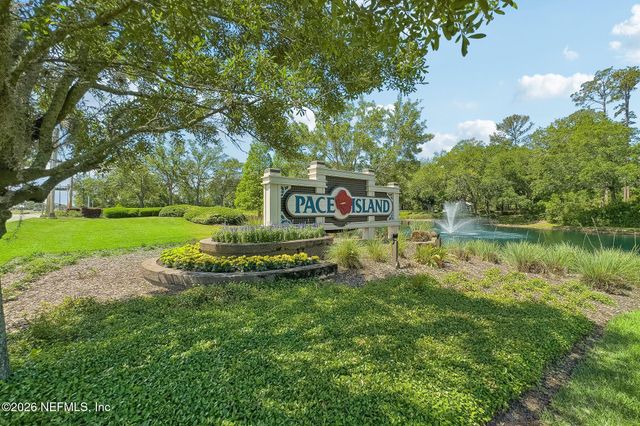 1908 FOX GLOVE Lane, Fleming Island, FL 32003