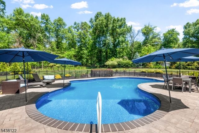 24 Claire Dr, Bridgewater Twp., NJ 08807