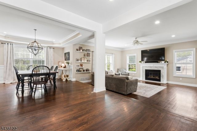 24 Claire Dr, Bridgewater Twp., NJ 08807