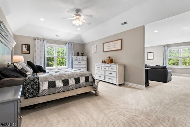 24 Claire Dr, Bridgewater Twp., NJ 08807
