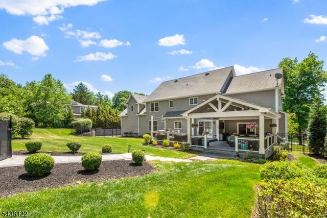 24 Claire Dr, Bridgewater Twp., NJ 08807