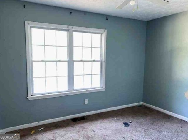 65 FAYE KIGHT Circle, Hartwell, GA 30643