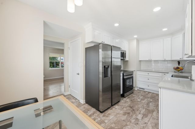 3196 Hamilton Avenue, Columbus, OH 43224