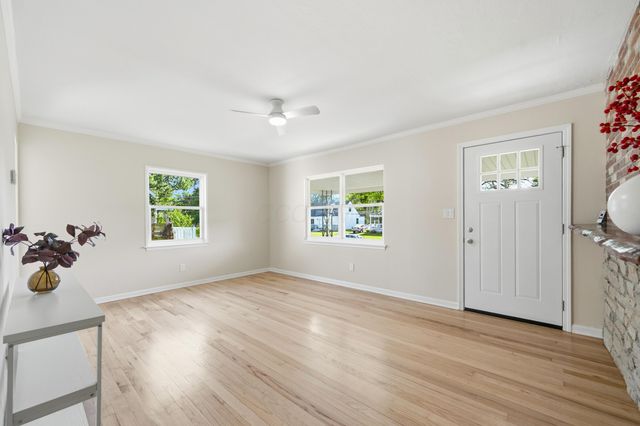 3196 Hamilton Avenue, Columbus, OH 43224
