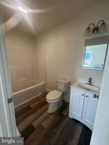 2 DRYTOWN RD #A, Holtwood, PA 17532