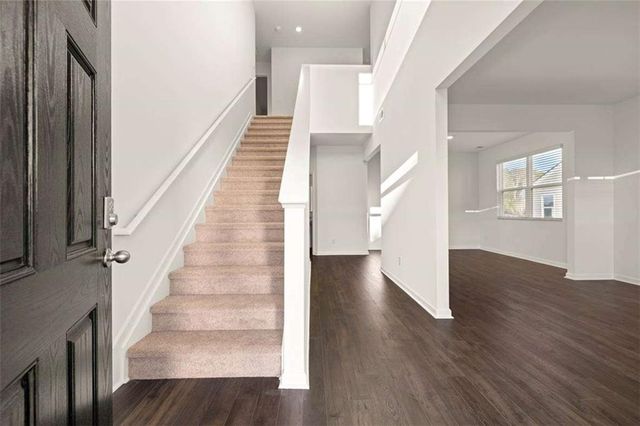 294 Friendship Oak Way, Hampton, GA 30228