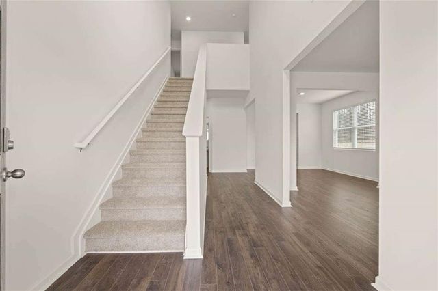 294 Friendship Oak Way, Hampton, GA 30228