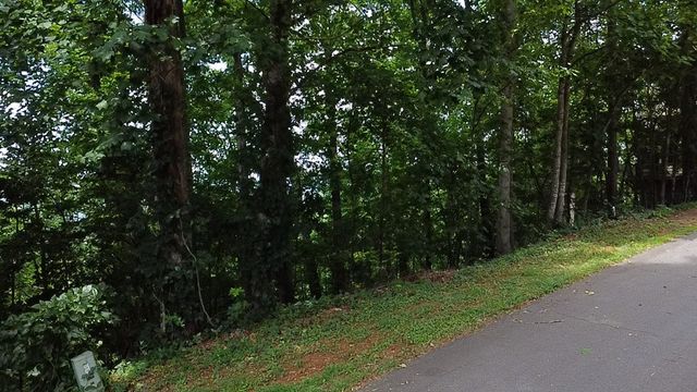 27 Harris Ridge Road, Young Harris, GA 30582