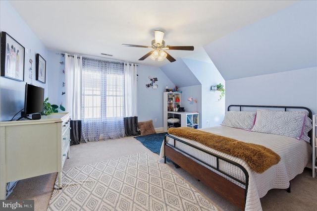 117 HERMITAGE BLVD, Berryville, VA 22611