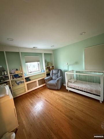 768 Dearborn Street, Teaneck, NJ 07666